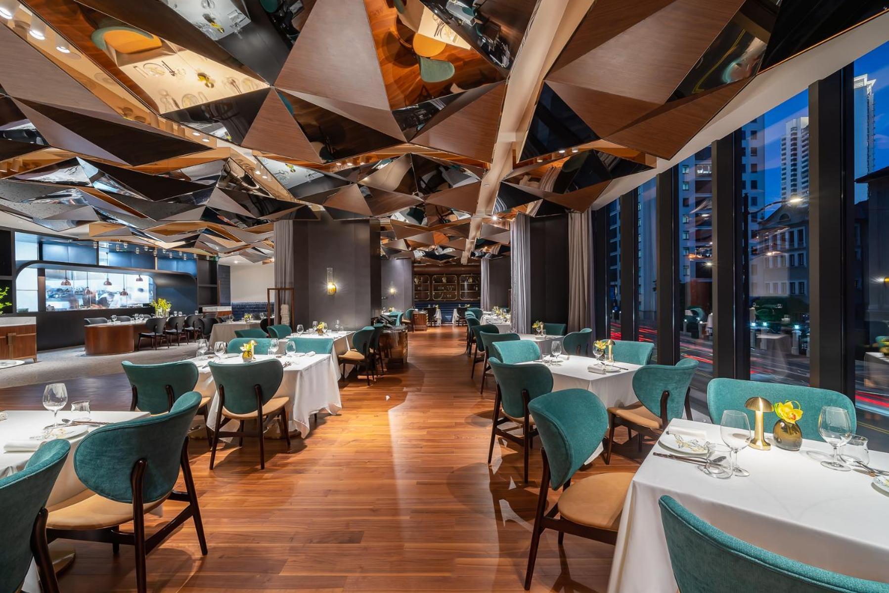 A T House Center Xujiahui - Free Night Snacks From 930pm-11pm Hotel 5*